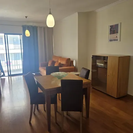 Apartment Camelia's I By An Island Apart, Lda *