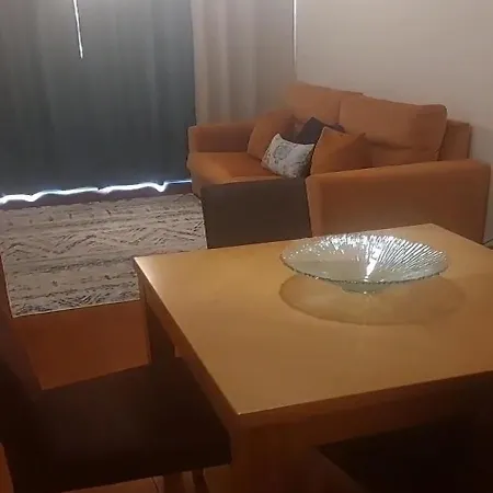 Camelia's I By An Island Apart, Lda *