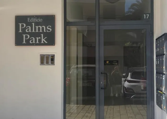 Camelia's I By An Island Apart, Lda Apartment