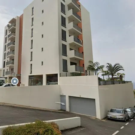 Camelia's I By An Island Apart, Lda Lägenhet *